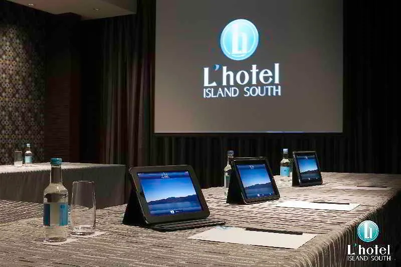 Nina Hotel Island South Hongkong